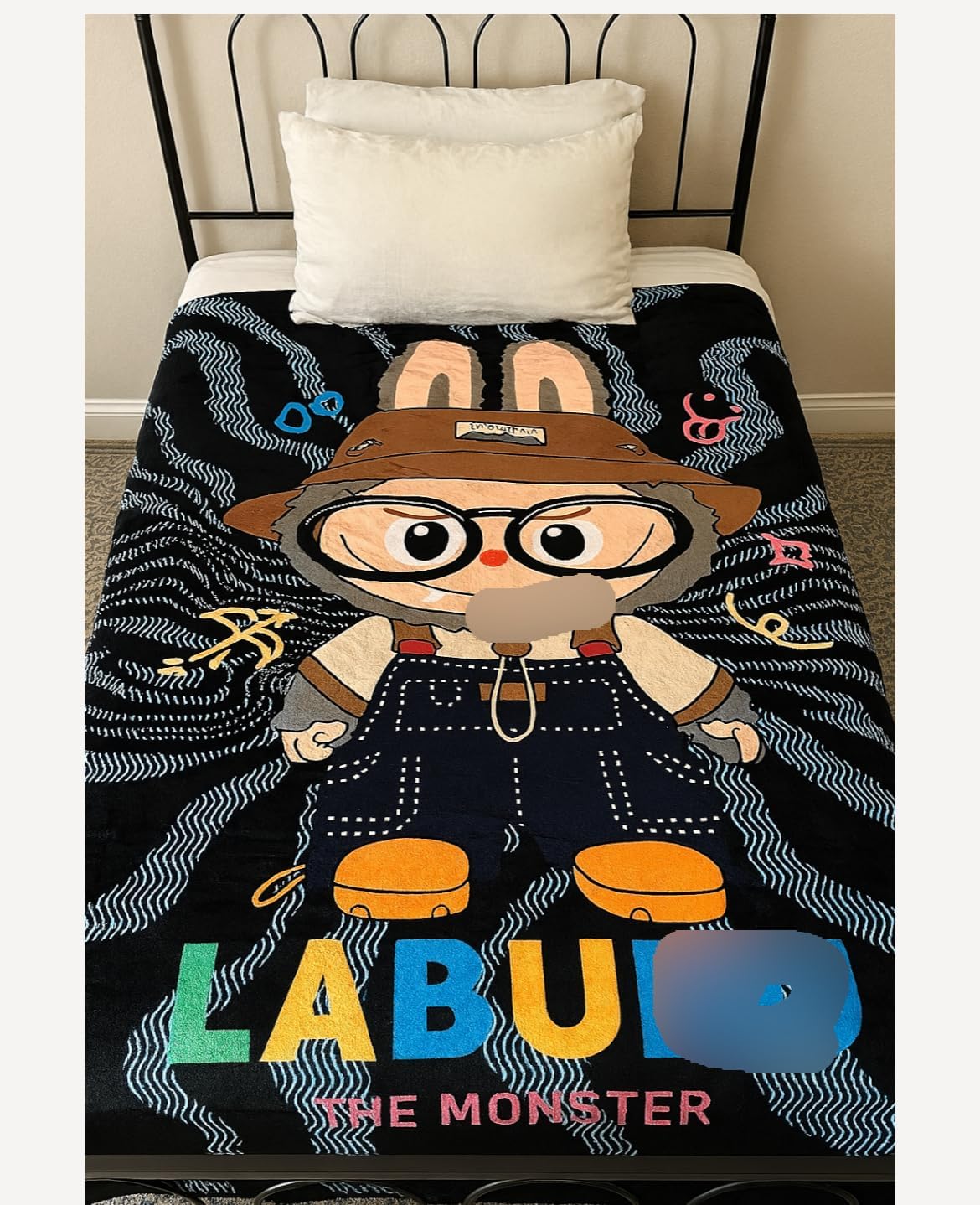 Labubu Monster Fleece Blanket Wavy Design - Image 2
