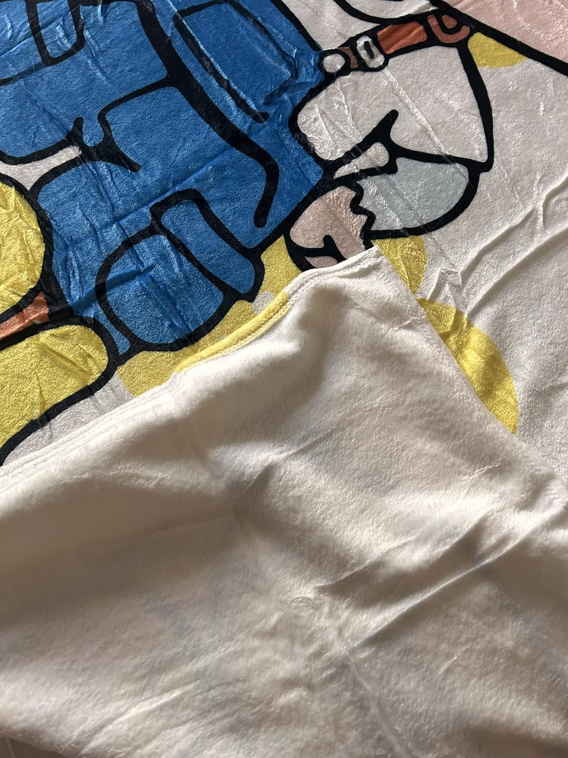 Labubu Fleece Throw Blanket — Yellow Floral & Blue Accent - Image 4